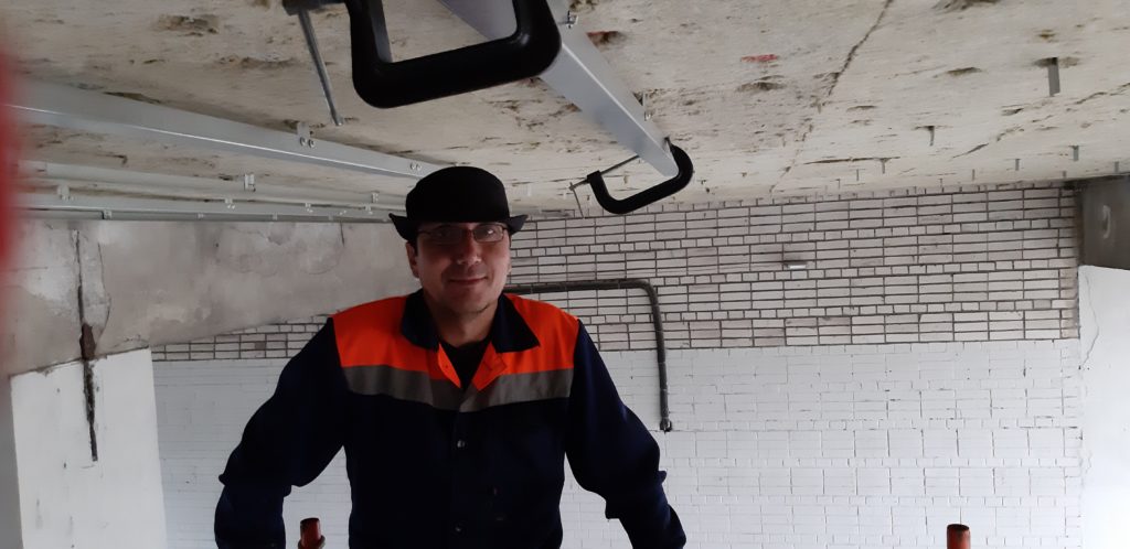 Утепление потолков в арке с устройством облицовки металлокассетами на подсистеме